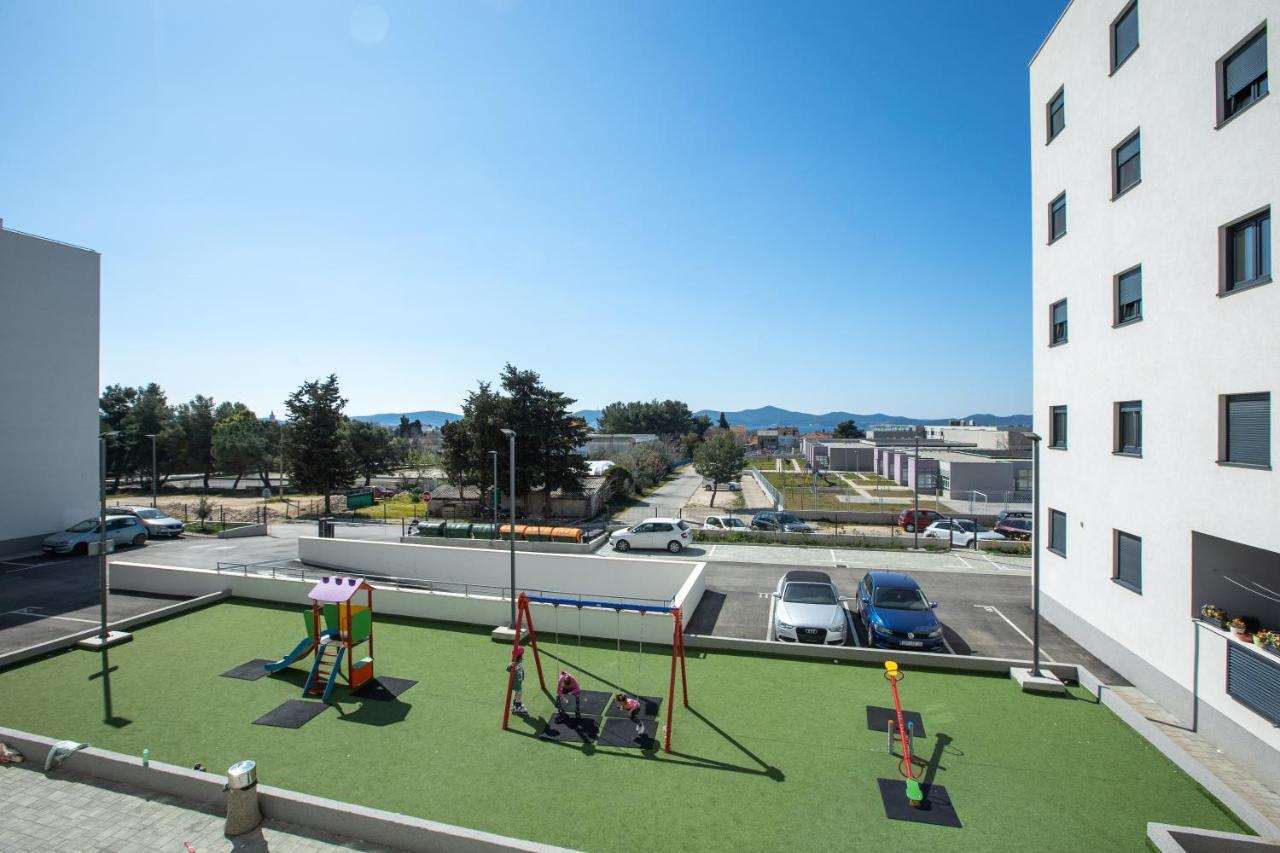Feel City Near Beach Free Parking With Sea View Zadar Exterior photo